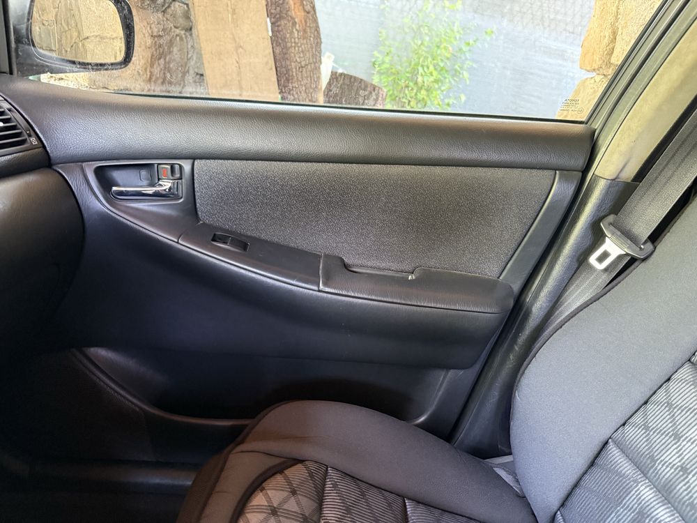 Продава Toyota Corola