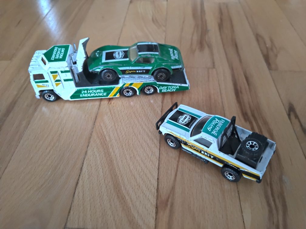 Matchbox TEAM Transporter Set