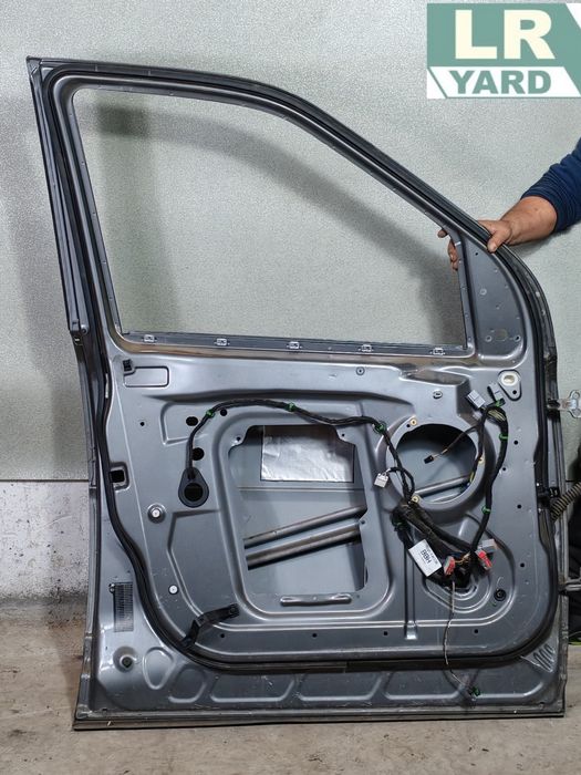 Portiera stanga fata FREELANDER 2 2006-2014 LR023161 dezmembrez