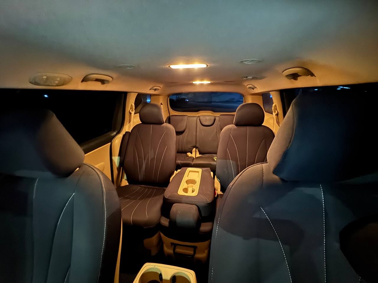 Такси трансфер KIA carnival Минивен 7 ми местный, с кондиц-ром.