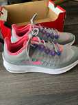 NIKE AIR MAX AXIS  Оригинални дамски маратонки, номер 37,5
