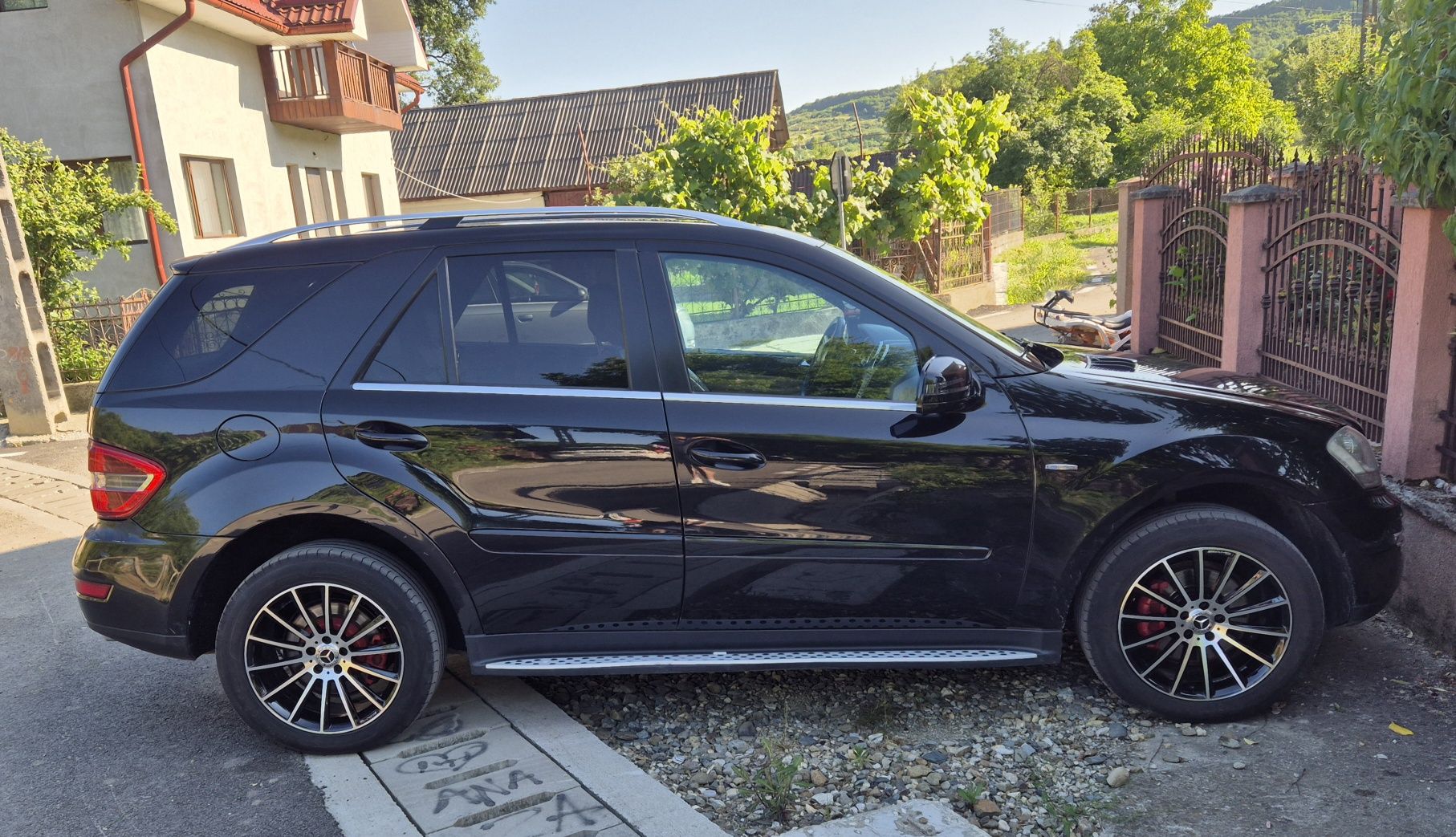 Mercedes ML 300 Grand