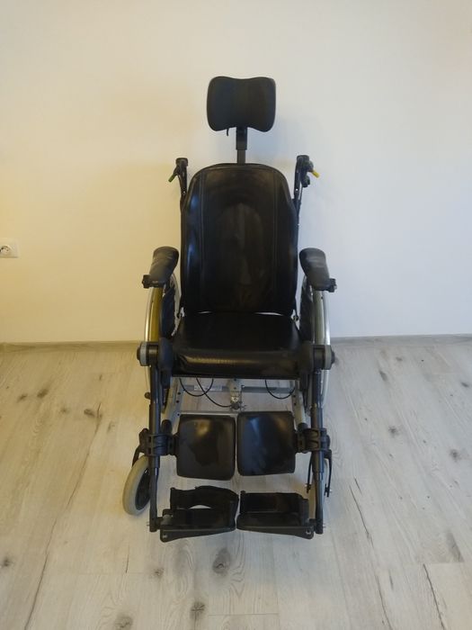 Fotoliu scaun rulant  dizabilitati