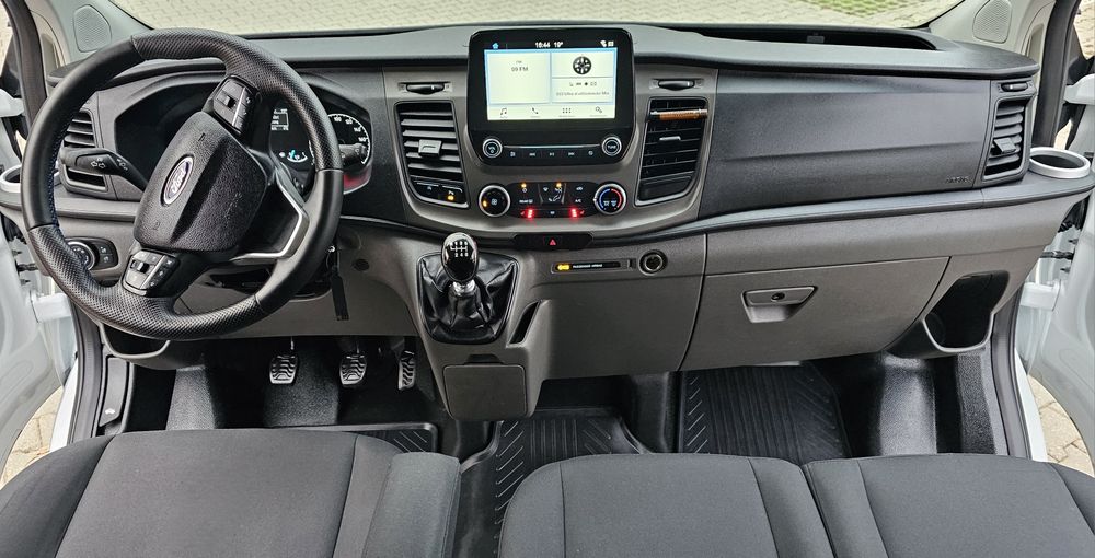 Tranzit Custom Titanium, Tourneo Custom motor 2,0 Diesel,150CP,an 2019