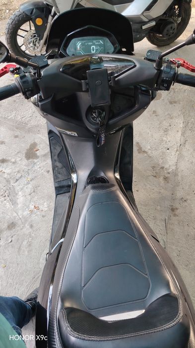 Skuter  n-max 2024