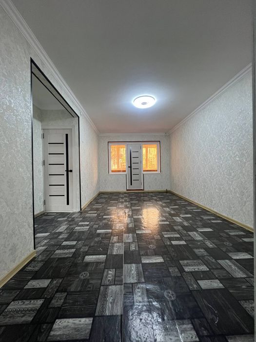 Широткада 3 хонали 4 хонага мосласа булади агаротли уй сотилади