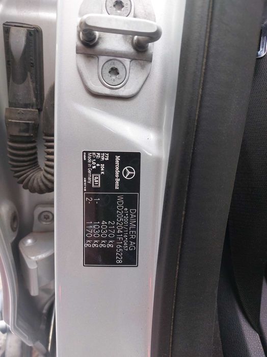 Vînd Mercedes C 220 bluetec euro 6 2015.Persoană fizică,fiscal pe loc!