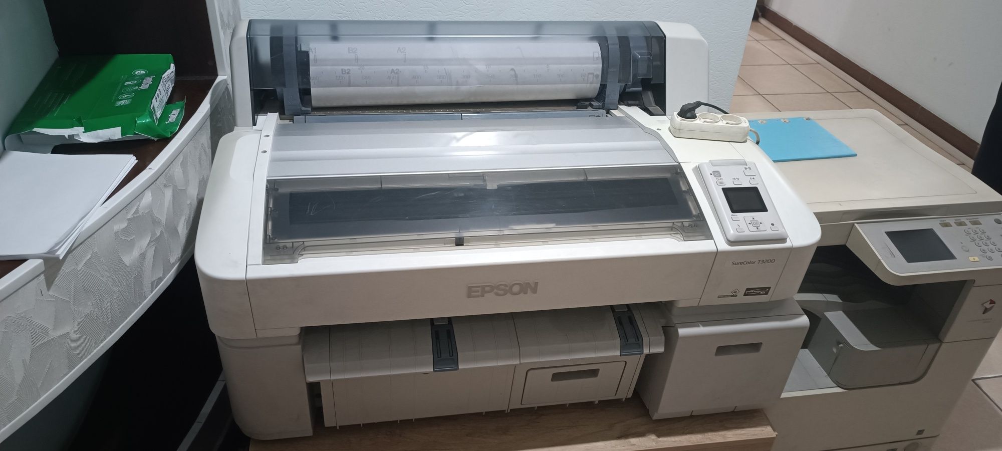 Продам плоттер Epson