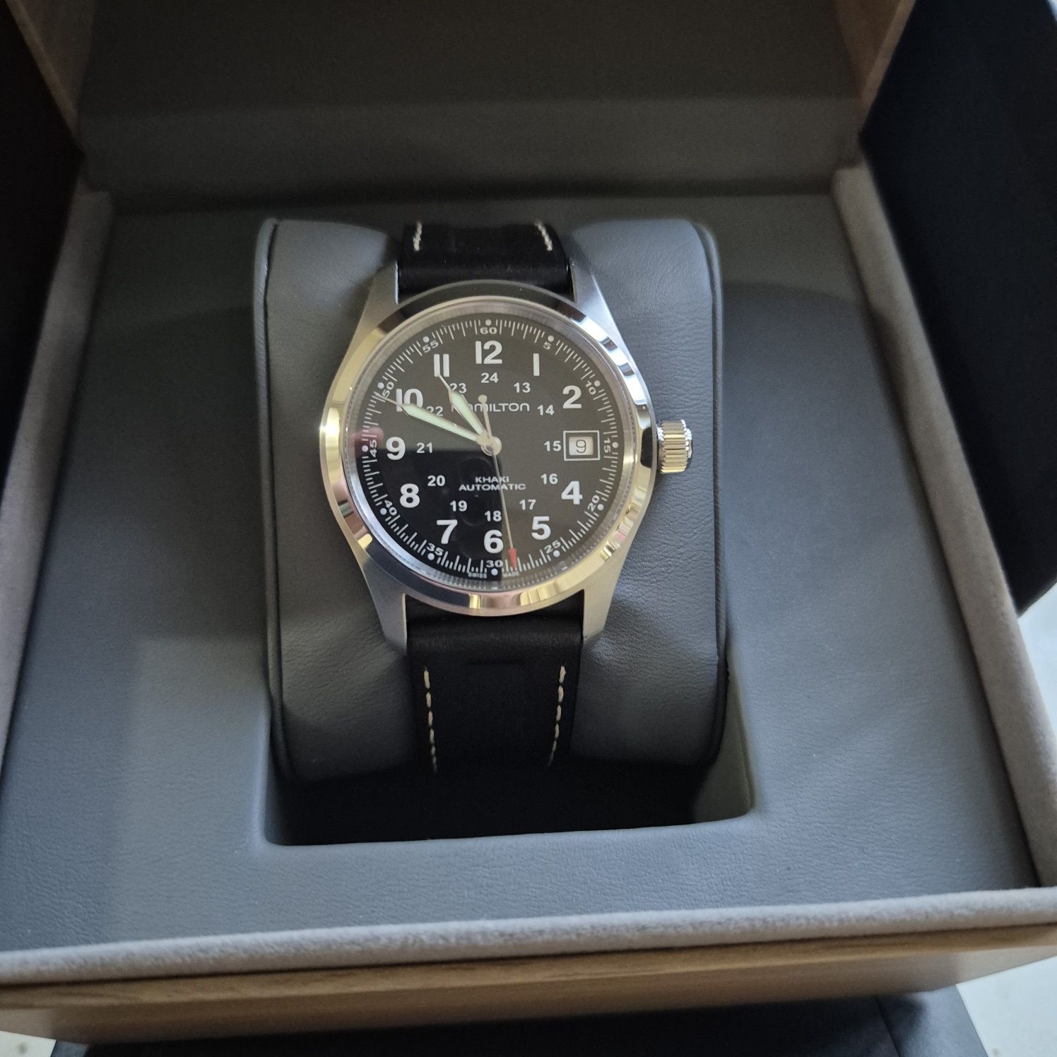 Hamilton khaki field 38mm
