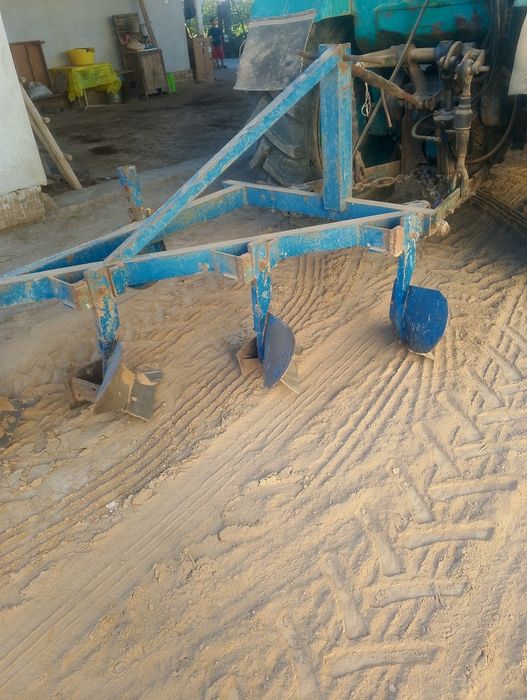 Yumuzi 6 marksi sroshni sotiladi