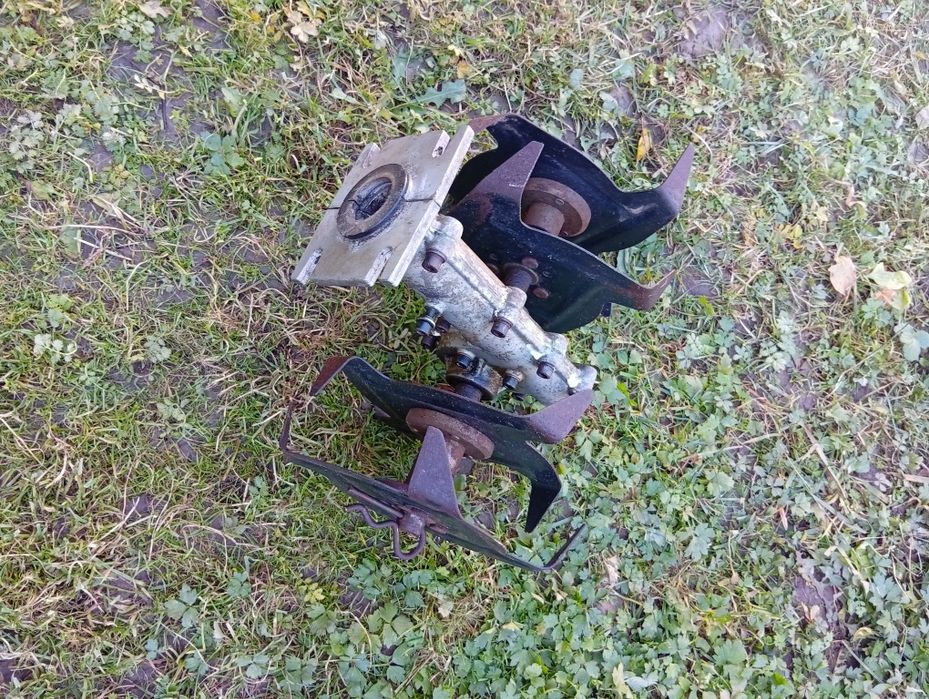 Prășitoare motocoase,50 lei