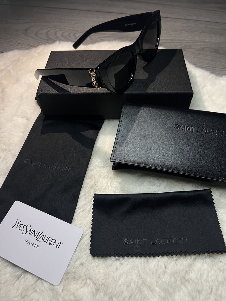 Ochelari soare Yves Saint Laurent