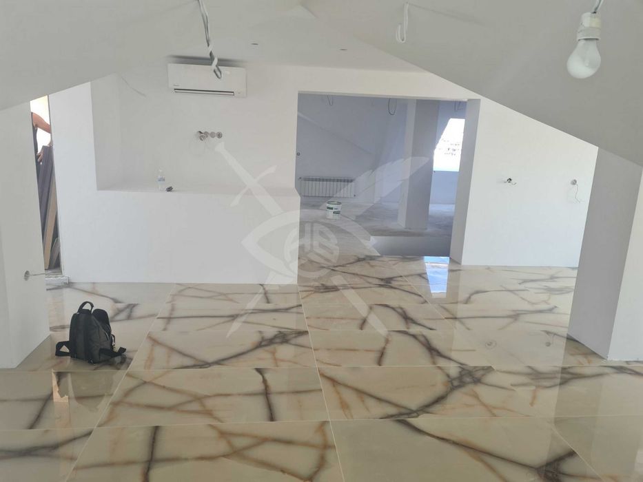 Продава се Многостаен апартамент в София, Манастирски ливади - 180 кв.м за 1306 €/кв.м - Снимка #2