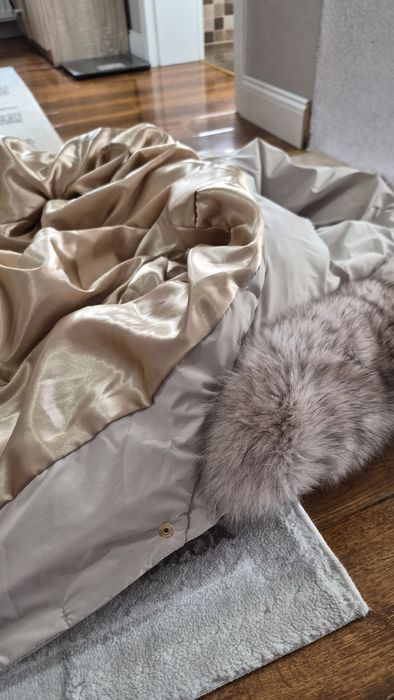 Vând geaca blana naturala