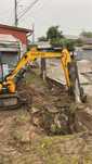 Inchiriez excavator  1,6 T cu brat lung si picon !