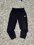 Pantaloni nike aproape ca noi