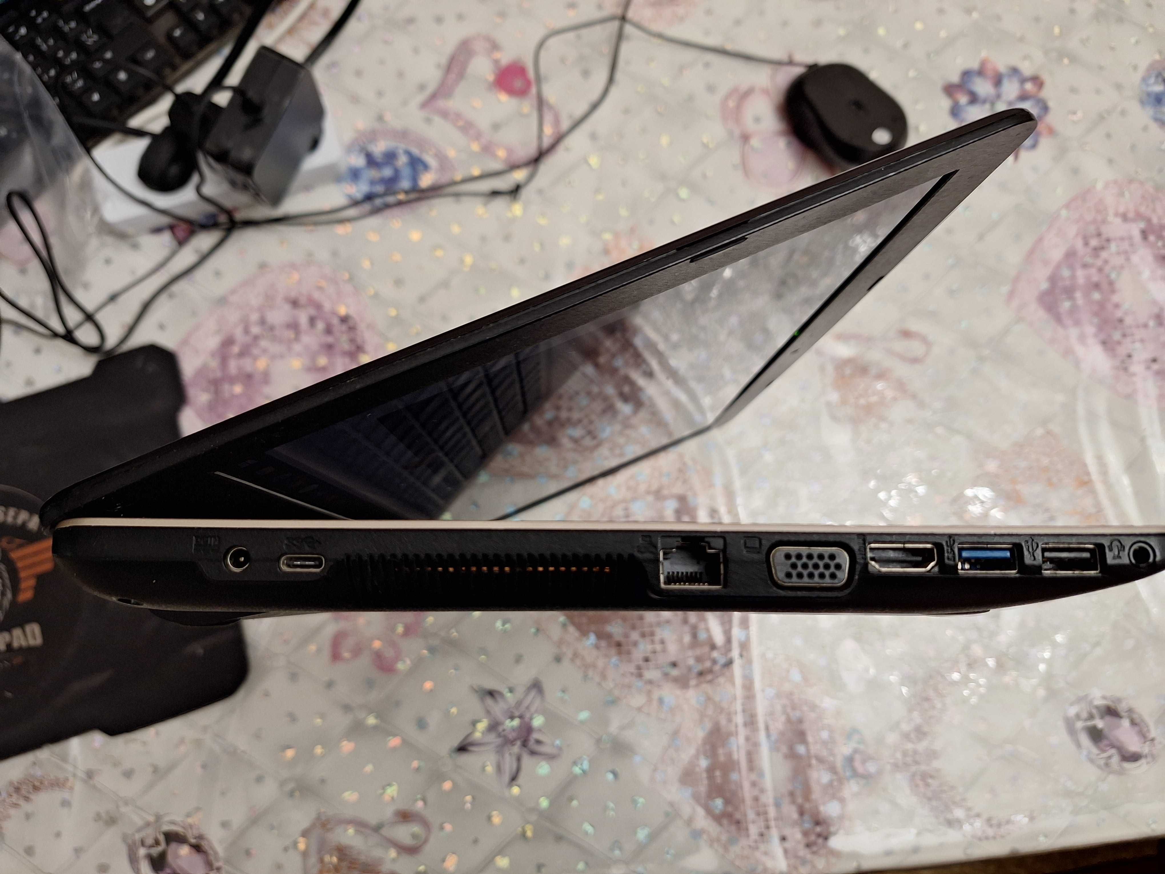 Ноутбук (ультрабук) asus i3-5005u cpu-2,0 Ghz(4-х яд) в идеале
