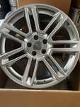 vand jante originale Audi A6,Q5,Q3 pe 20” noi