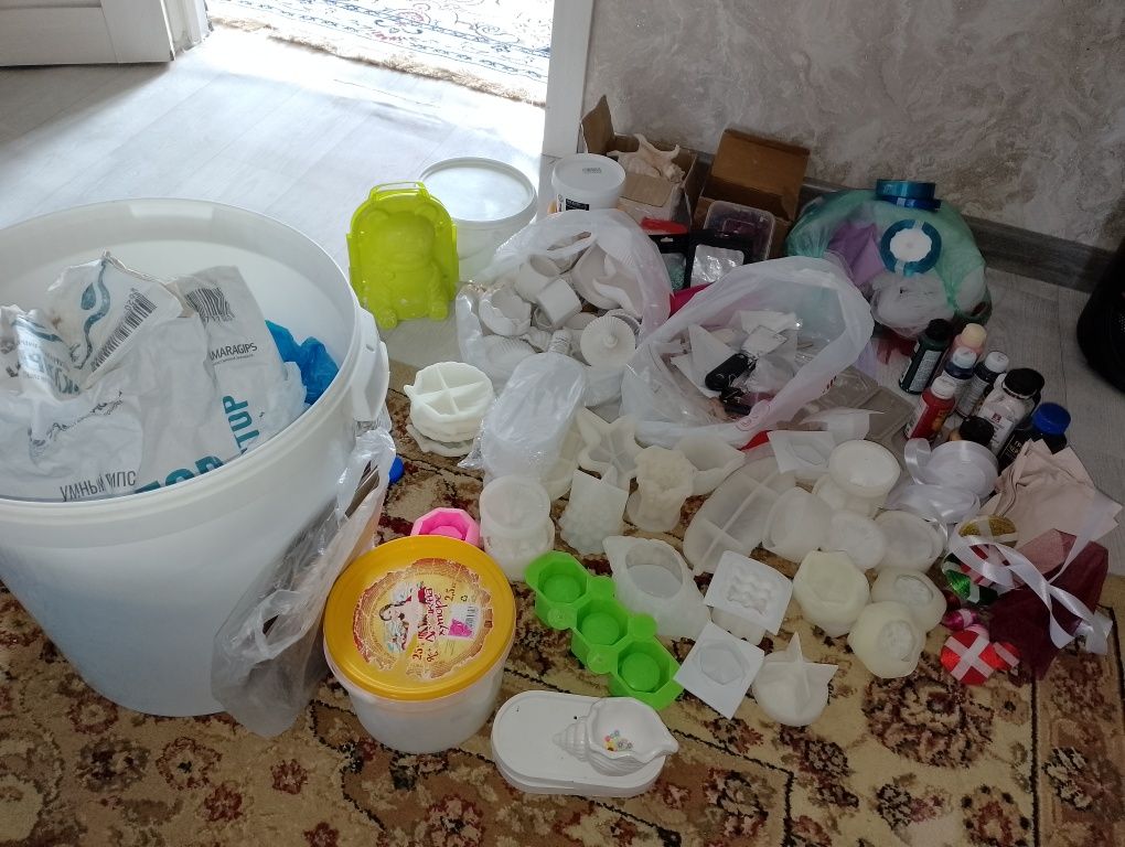 Гипс,той бастар, май шам құралдары