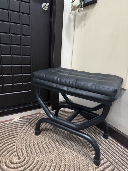 Банкетка в прихожую