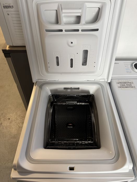 Mașină de spălat rufe verticala Indesit BTW7251CFR