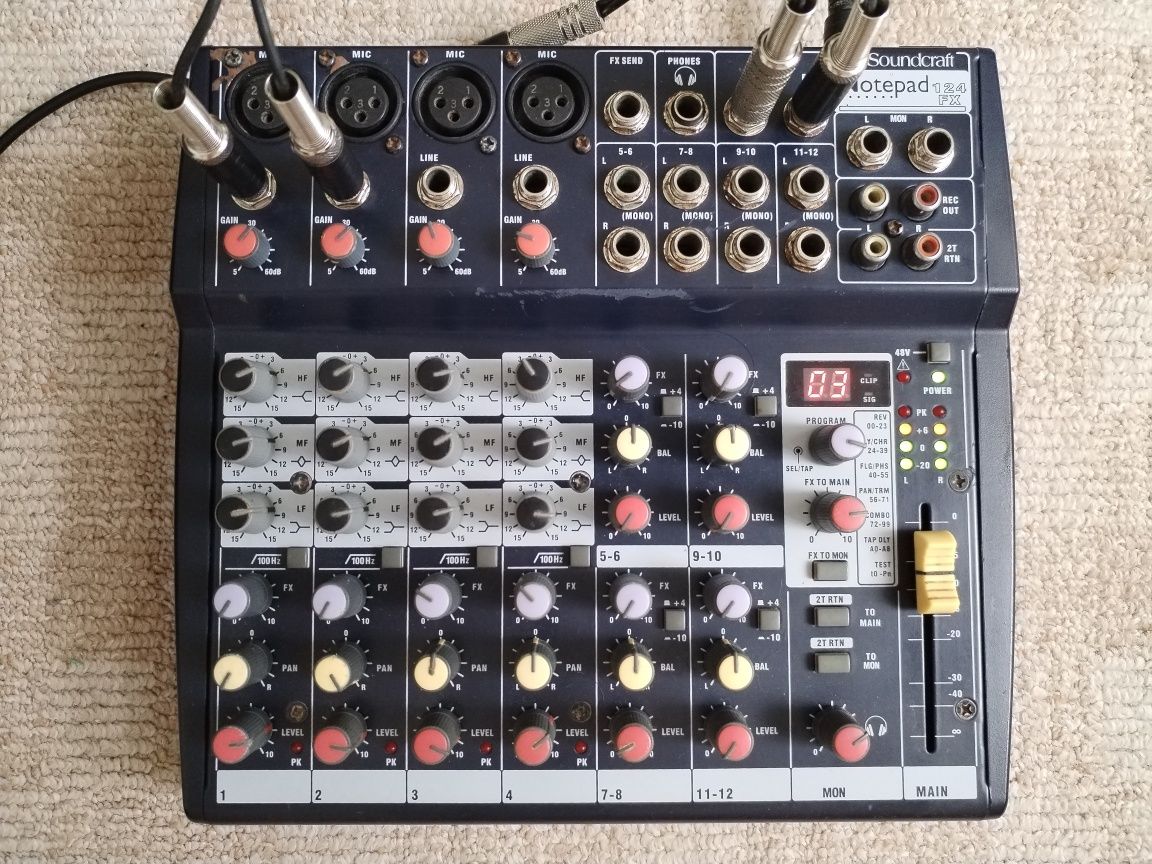 Mixer audio, chitara, Soundcraft Notepad 124FX