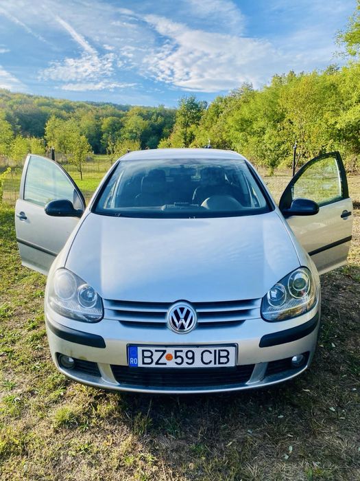 Vand  volkswagen Golf 5 1.4 fsi benzina / 2005