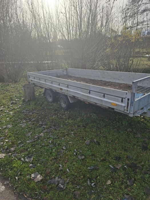 Remorca Humbaur 2500 kg