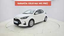 Toyota Yaris toyota yaris ver-1-5-vvt--i-hsd-eco