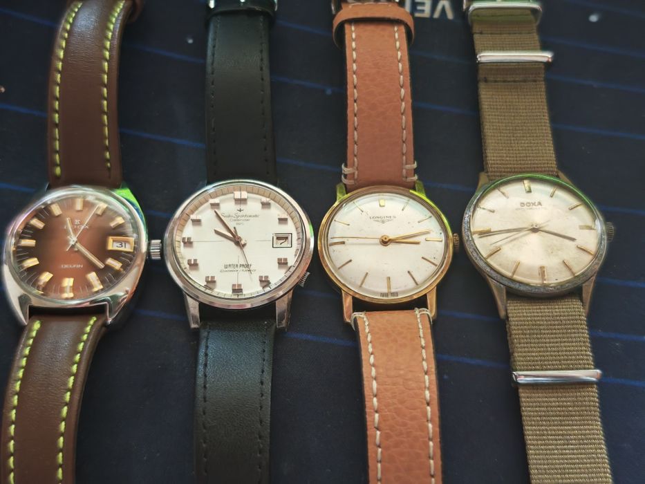 Se vand 4 ceasuri vintage frumoase!