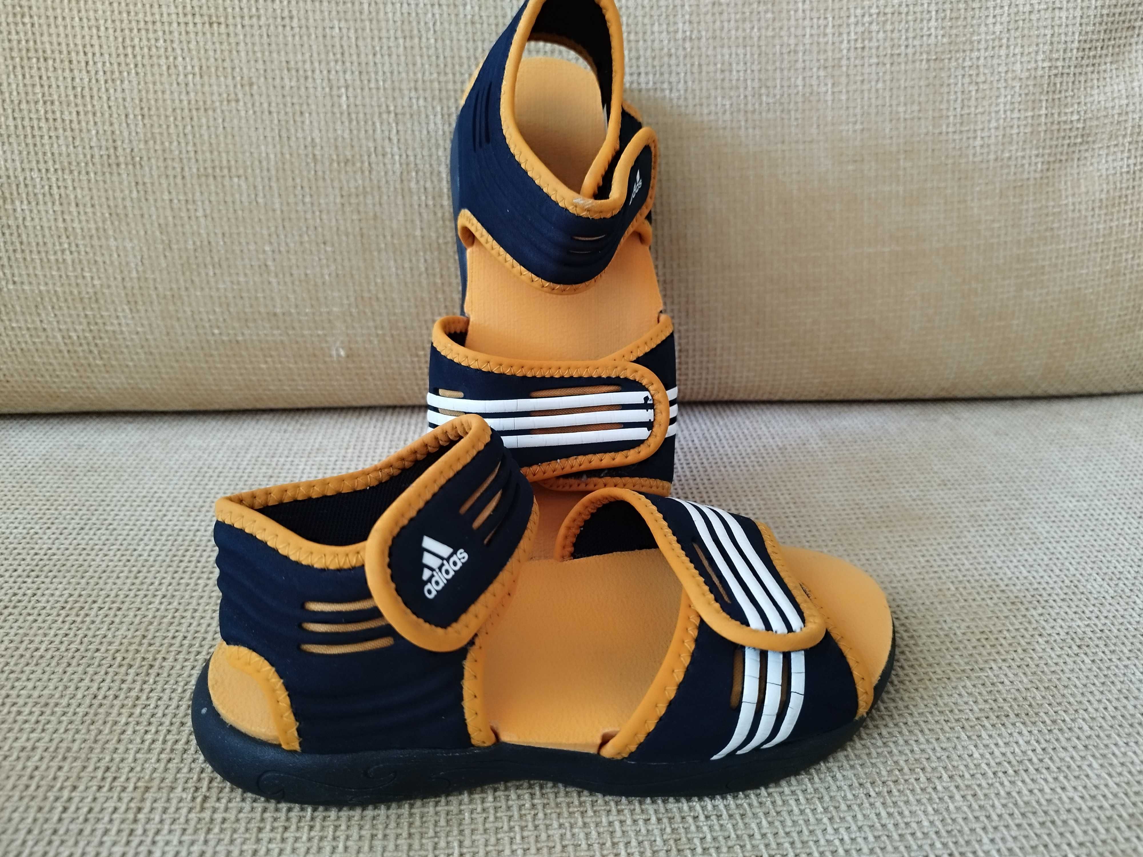 Детски сандали Adidas