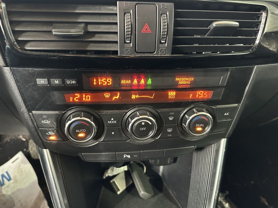 Управление Климатроник за Мазда CX-5