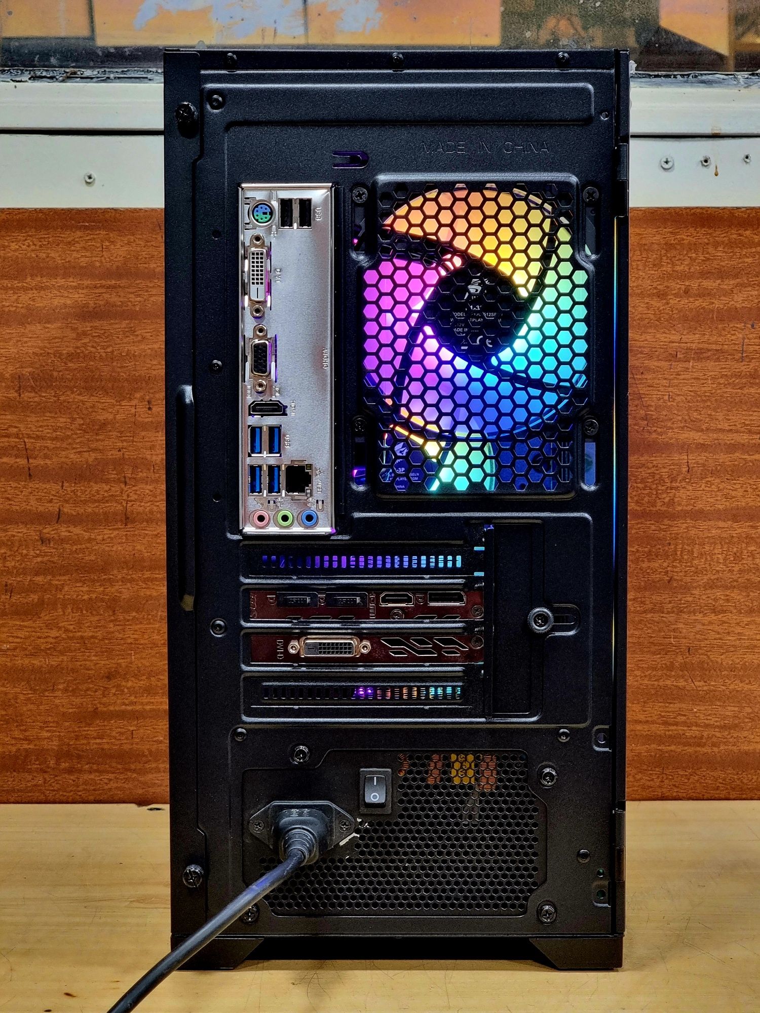 Геймърски Компютър/R5 1600AF/16GB RAM/SSD-256+1TB/GTX 1060 6GB