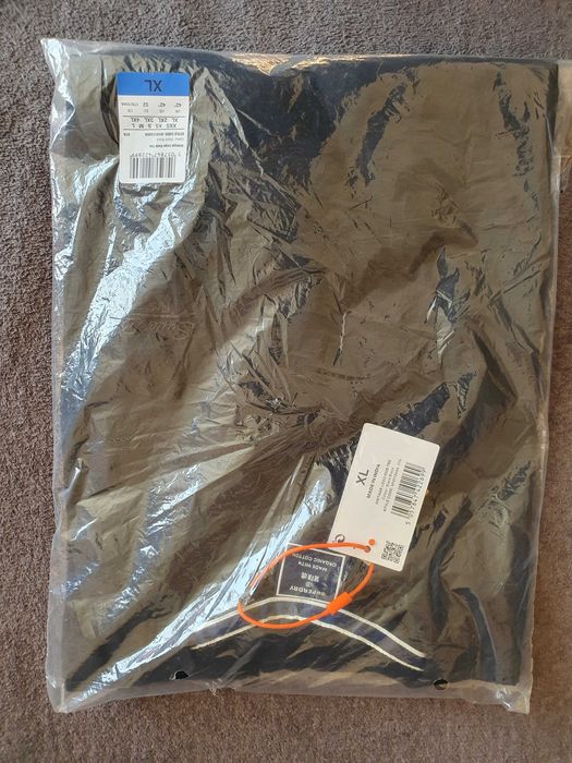 Нова тениска Superdry  XL