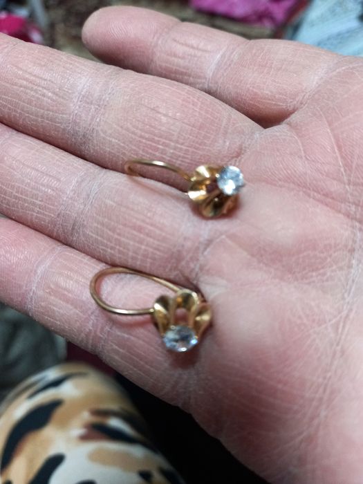 Тилла зирак583пробаси сотилади