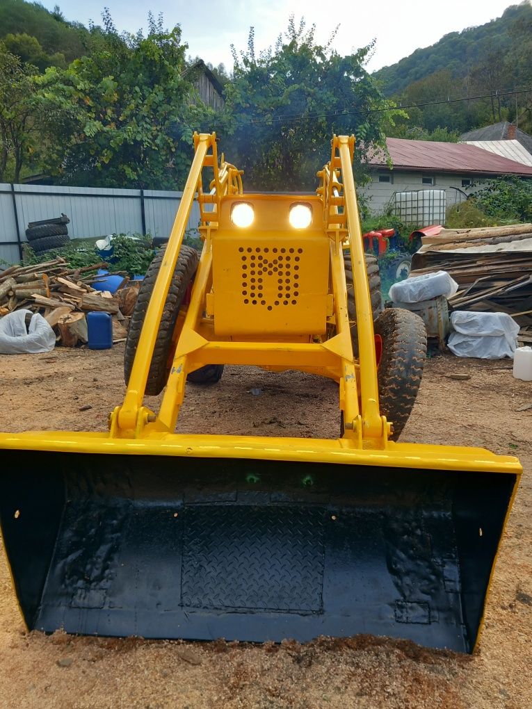 Tractor same cu încărcător