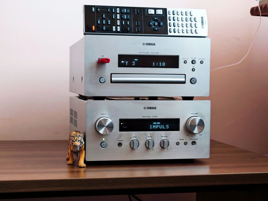 Yamaha R-840 Pianocraft Series. Bijuterii. Cap serie. Preț fix !