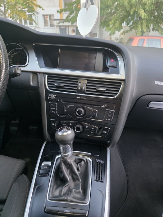 Ауди а5.          .