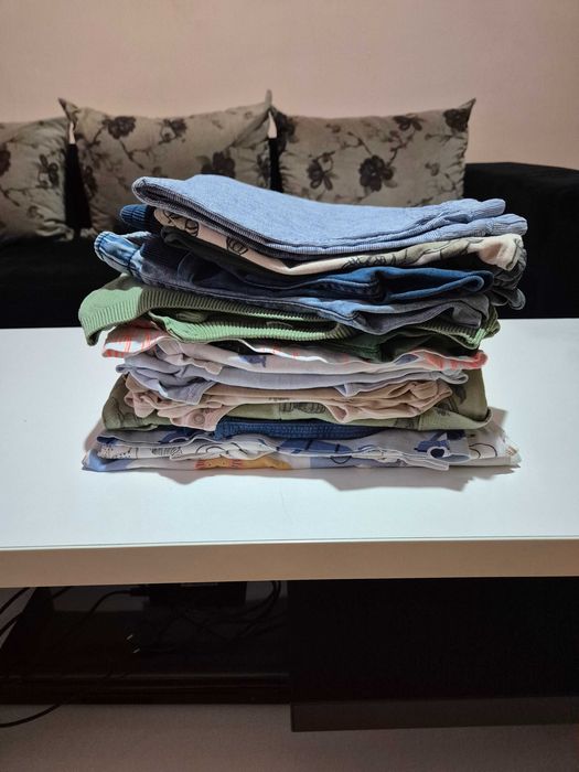 Lot H&M pentru copii mărimea 98