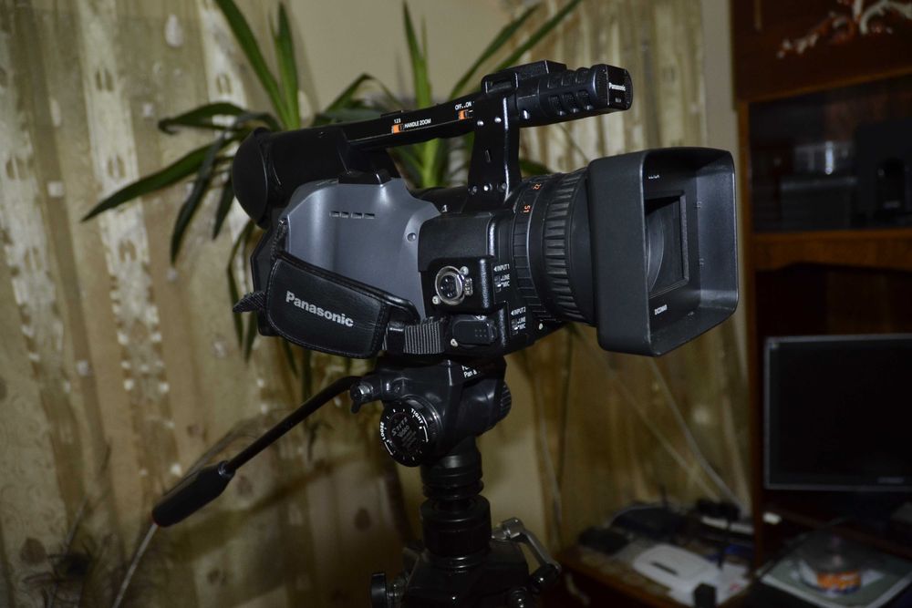Panasonic AG 151 full HD inregistrare pe card