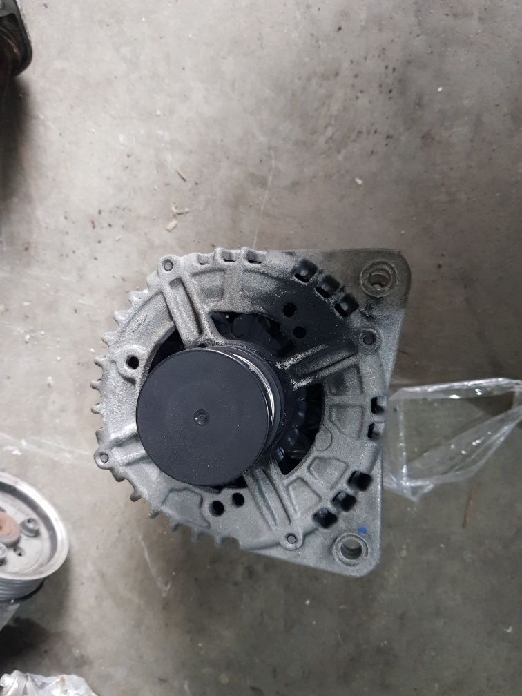 Alternator 180 A 2.0 CAA vw t5 transporter caravelle multivan