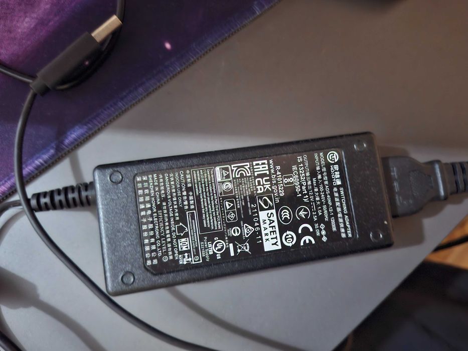 Monitor Gaming LED IPS MSI MAG 256F, 24.5 Full HD 180Hz, 1.07B culori