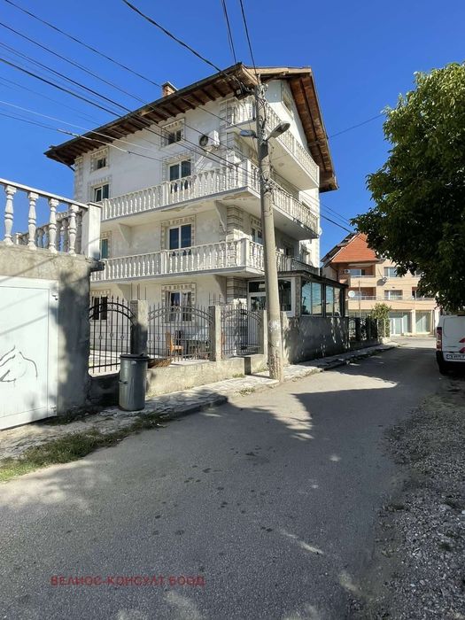 Къща в София-Модерно Предградие площ 424 цена 750000