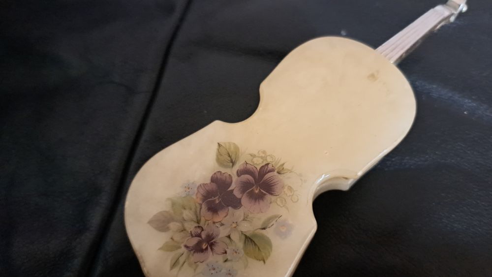 Caseta  bijuterii alabastru