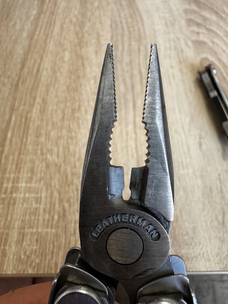 Leatherman curl с кутия и бележка