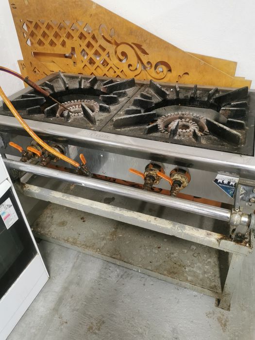 продам газовая плита большая буду в рабочем состоянии