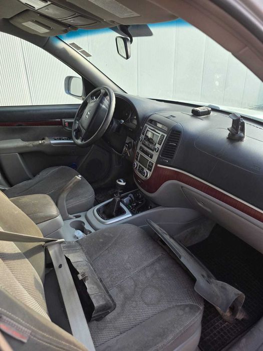 Vand Hyundai Santa Fe motor 2.2 din 2009 - motor defect