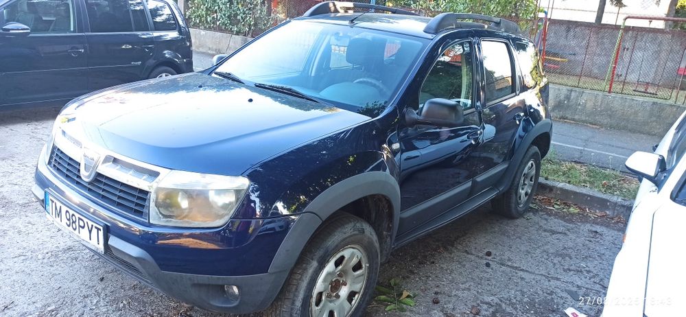 Vând Dacia Duster 4x4 diesel 1.5 dci pachet drumuri grele