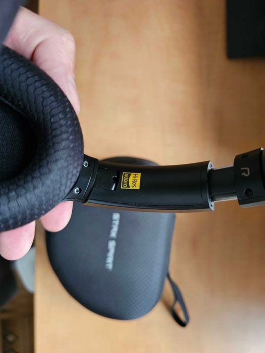 Продавам Hi-Res слушалки Edifier Stax Spirit S3