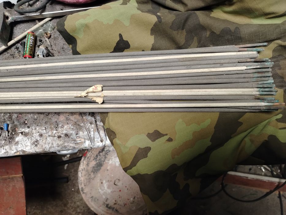 Медни електроди около 40 бр.